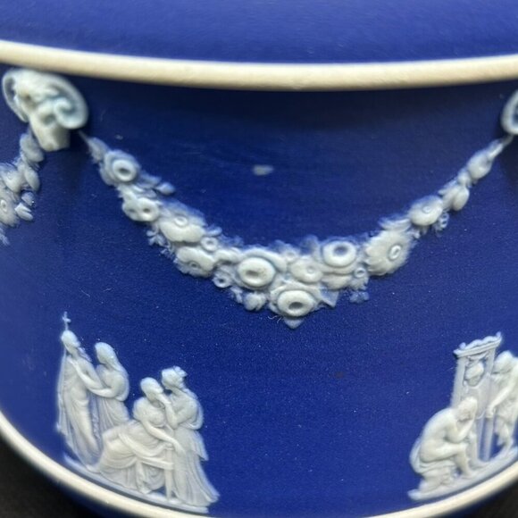 VINTAGE Wedgwood Biscuit Barrel - Picture 5 of 12